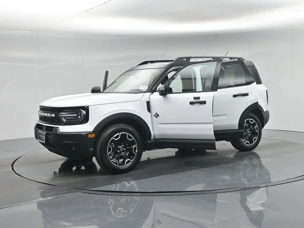 New 2026 Oxford White Ford Outer Banks image 5