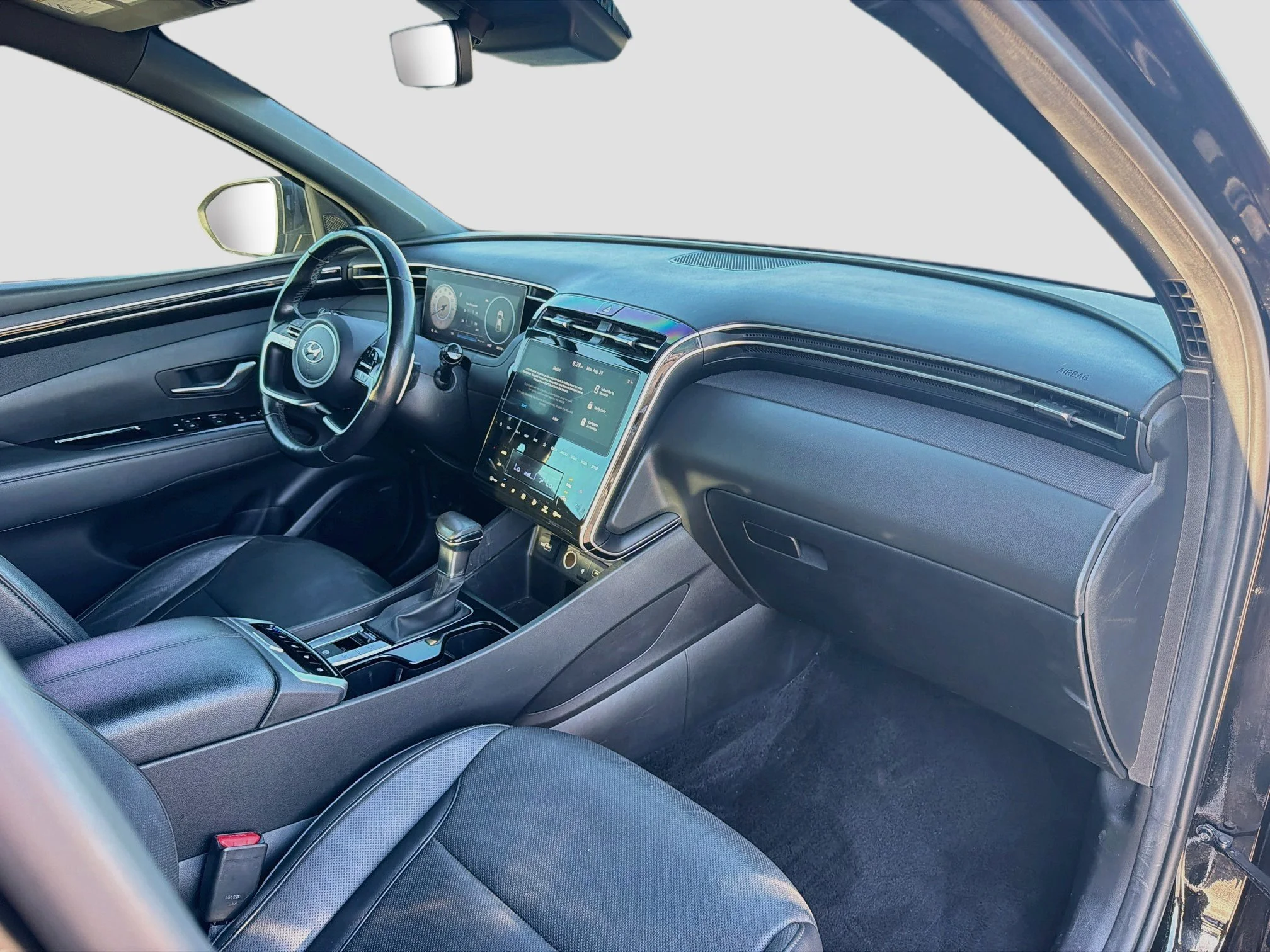 Used 2023 Phantom Black Hyundai Limited image 11
