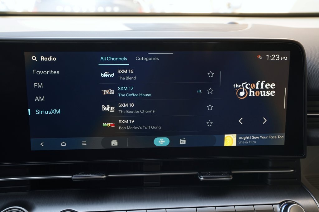 New 2027 Ecotronic Gray Pearl Hyundai SEL Sport image 39