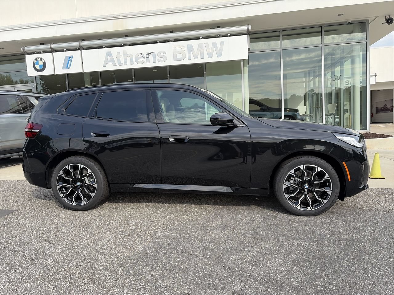 New 2026 Black Sapphire Metallic BMW 30 xDrive image 9