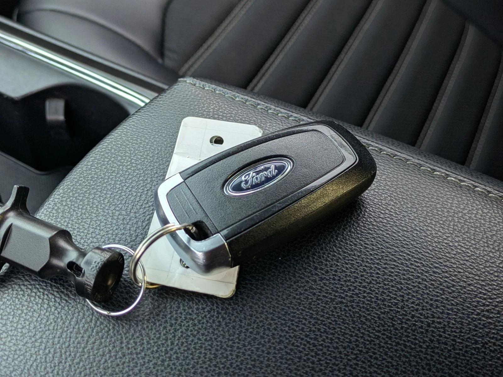 Used 2017 Silver Ford SE image 60