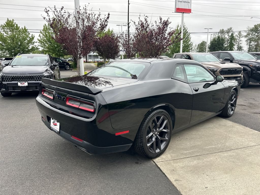 Used 2021 Pitch Black Clearcoat Dodge R/T image 5