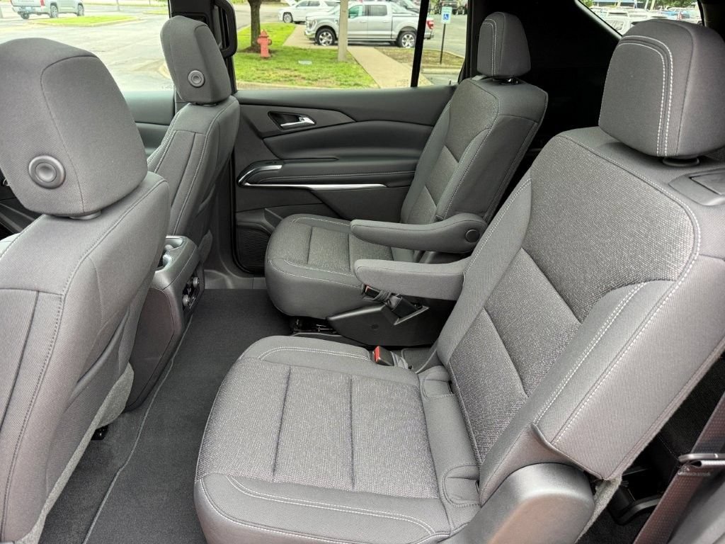 New 2026 Mosaic Black Metallic Chevrolet LT image 15