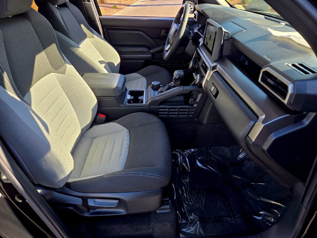2025 Toyota 4Runner TRD Off-Road - Photo 15