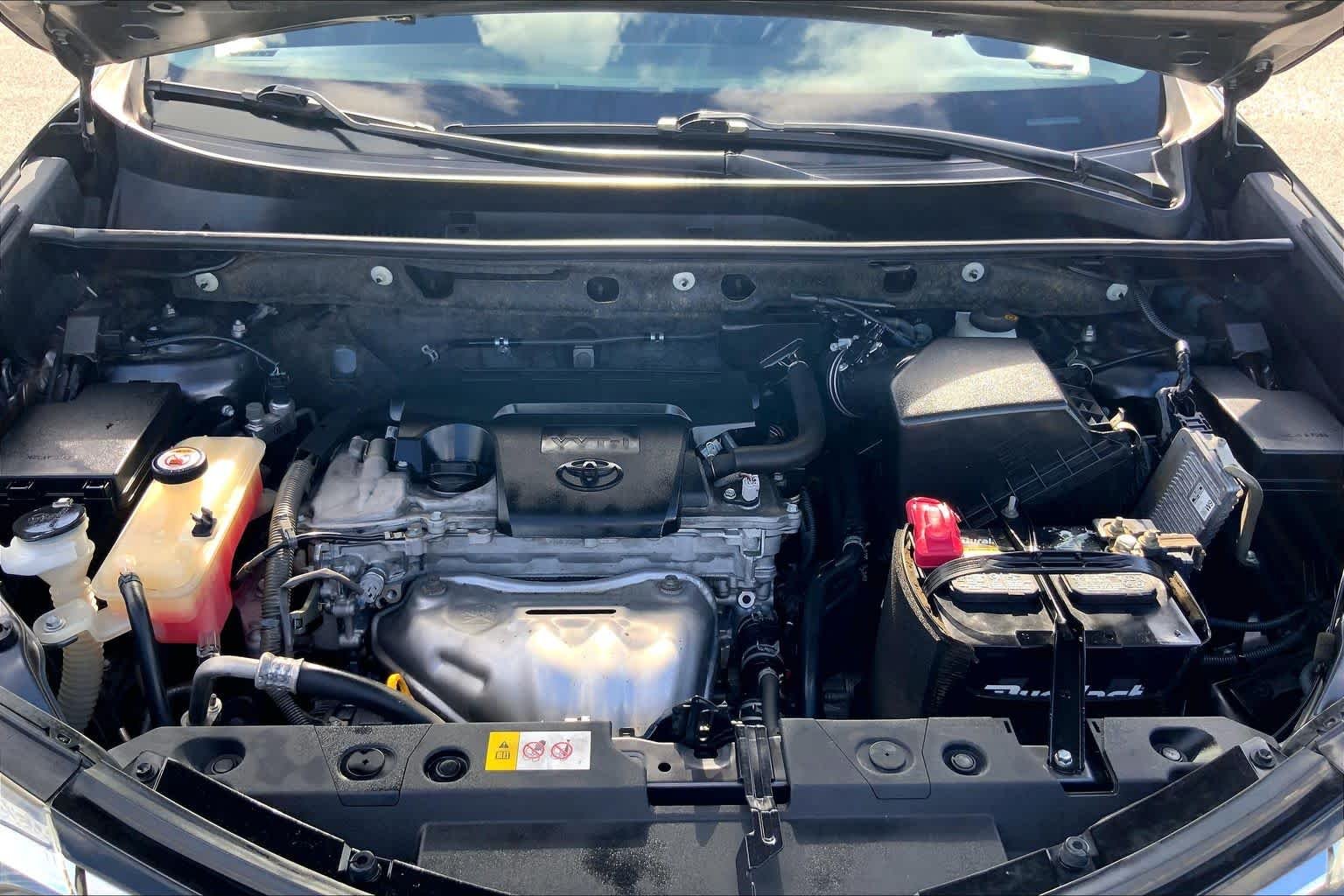 Used 2017 Magnetic Gray Metallic Toyota XLE image 31