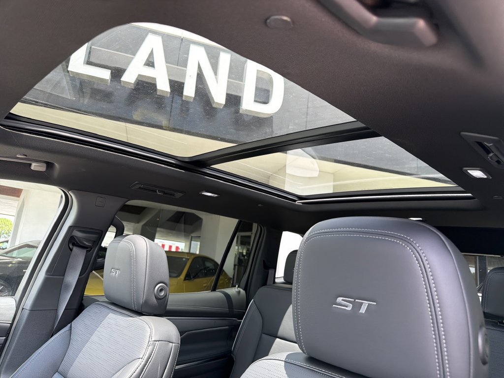 2026 Buick Enclave Sport Touring - Photo 23