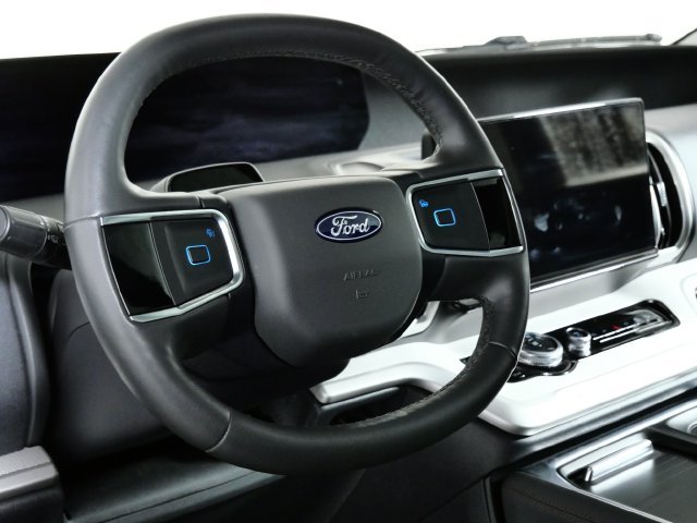 Used 2025 Gray Ford Active image 19