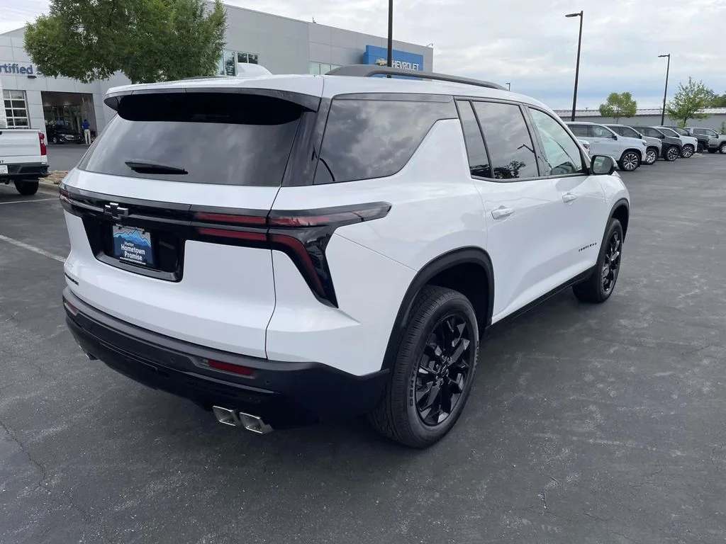 2026 Chevrolet Traverse LT - Photo 6