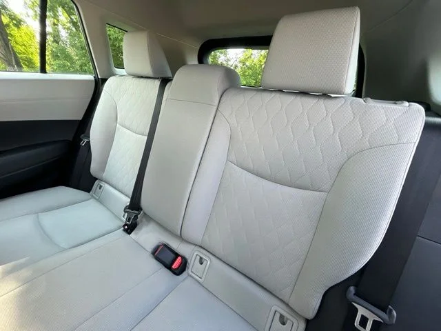 Used 2025  Toyota L image 29