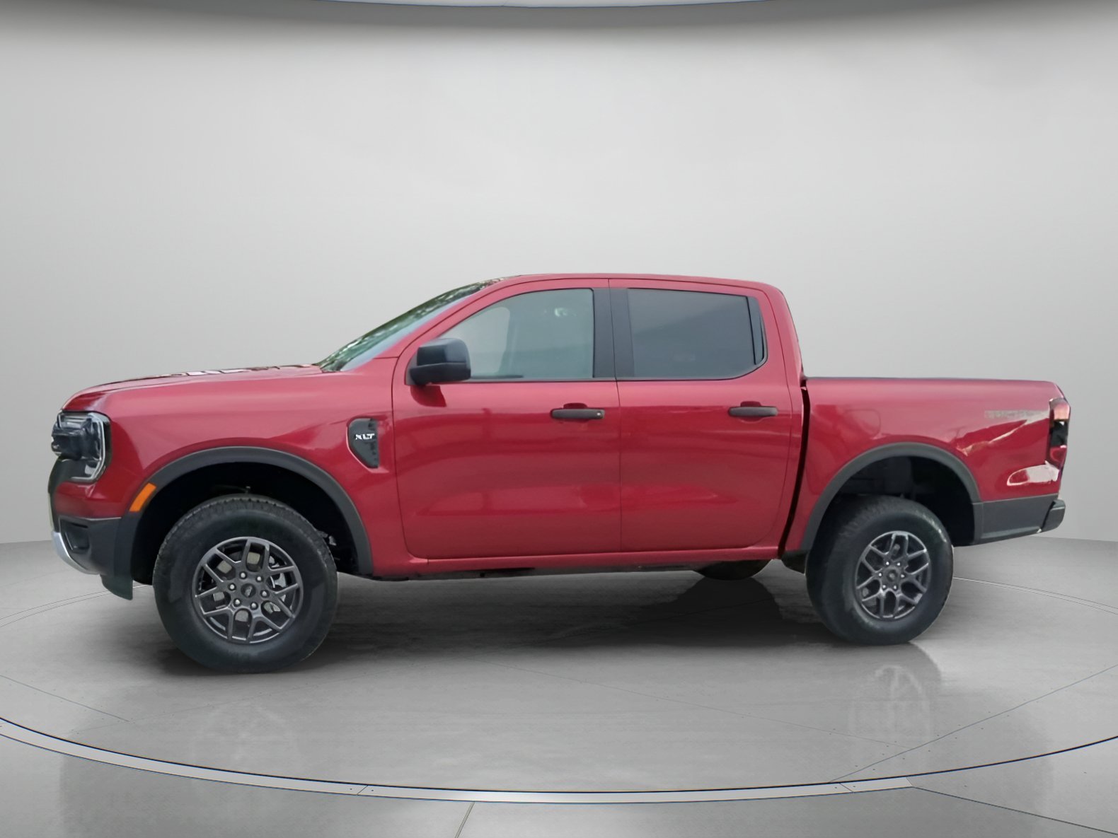New 2026 Ruby Red Metallic Tinted Clearcoat Ford XLT image 12