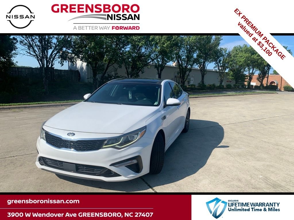 Used 2019 White Kia EX image 1