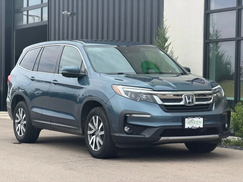 Used 2021  Honda EX-L image 4