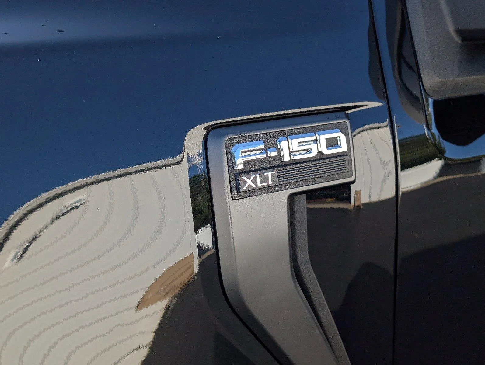 Used 2023 Agate Black Ford XLT image 11