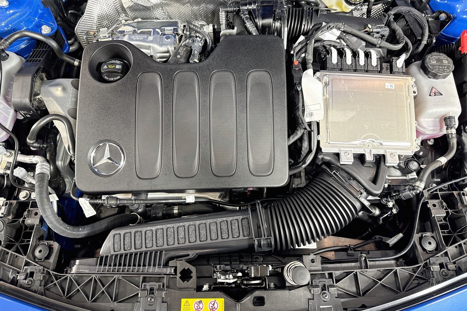 New 2027 Sky Blue Metallic Mercedes-Benz CLA 220 Hybrid image 27