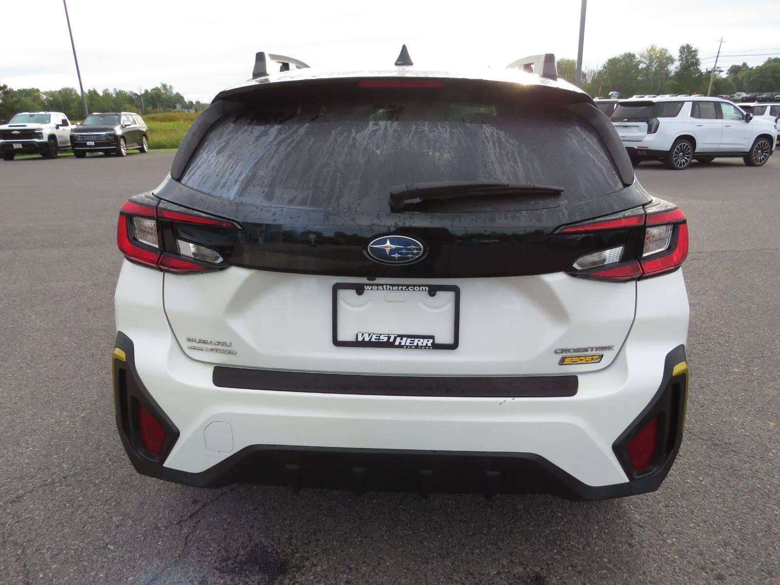 Used 2024 Crystal White Pea Subaru Sport image 10