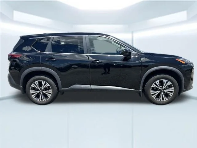 Used 2022 Black Nissan SV image 5