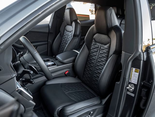 Used 2022 Daytona Gray Pearl Effect Audi 4.0T image 15