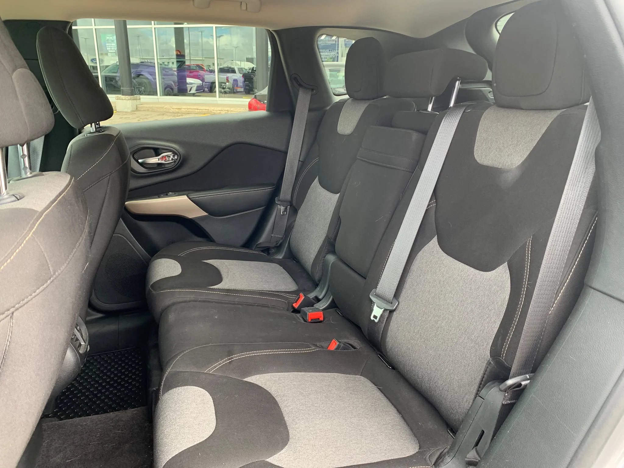 Certified Used 2018 Gray Jeep Sport image 9