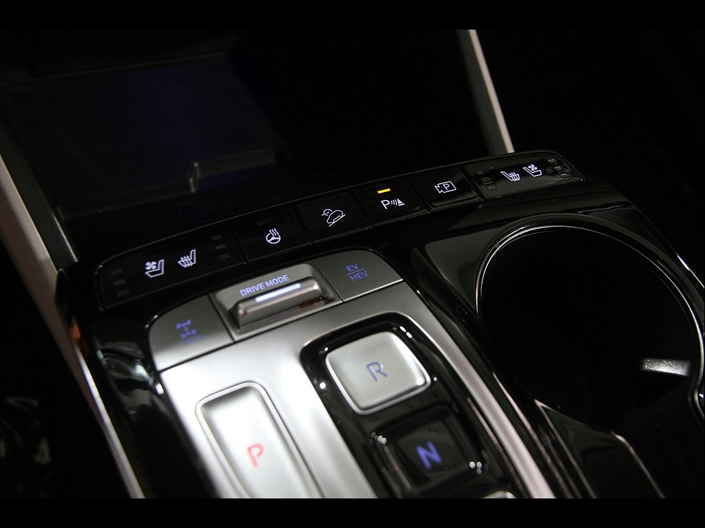 2024 Hyundai Tucson Limited - Photo 17