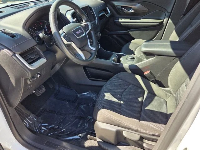 Used 2023 White GMC SLE image 8