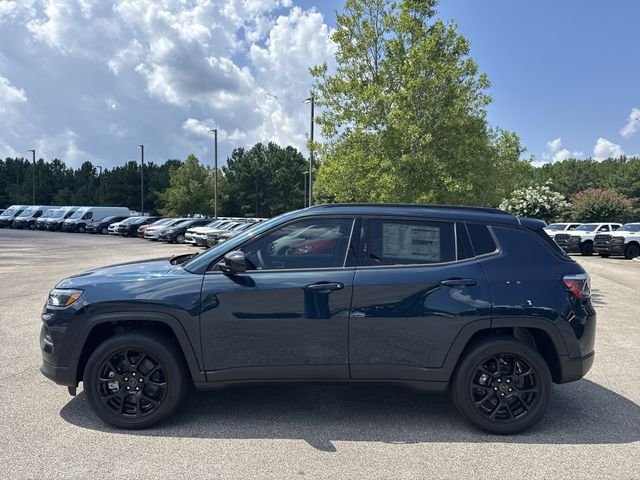 New 2026 Blue Jeep Latitude image 4