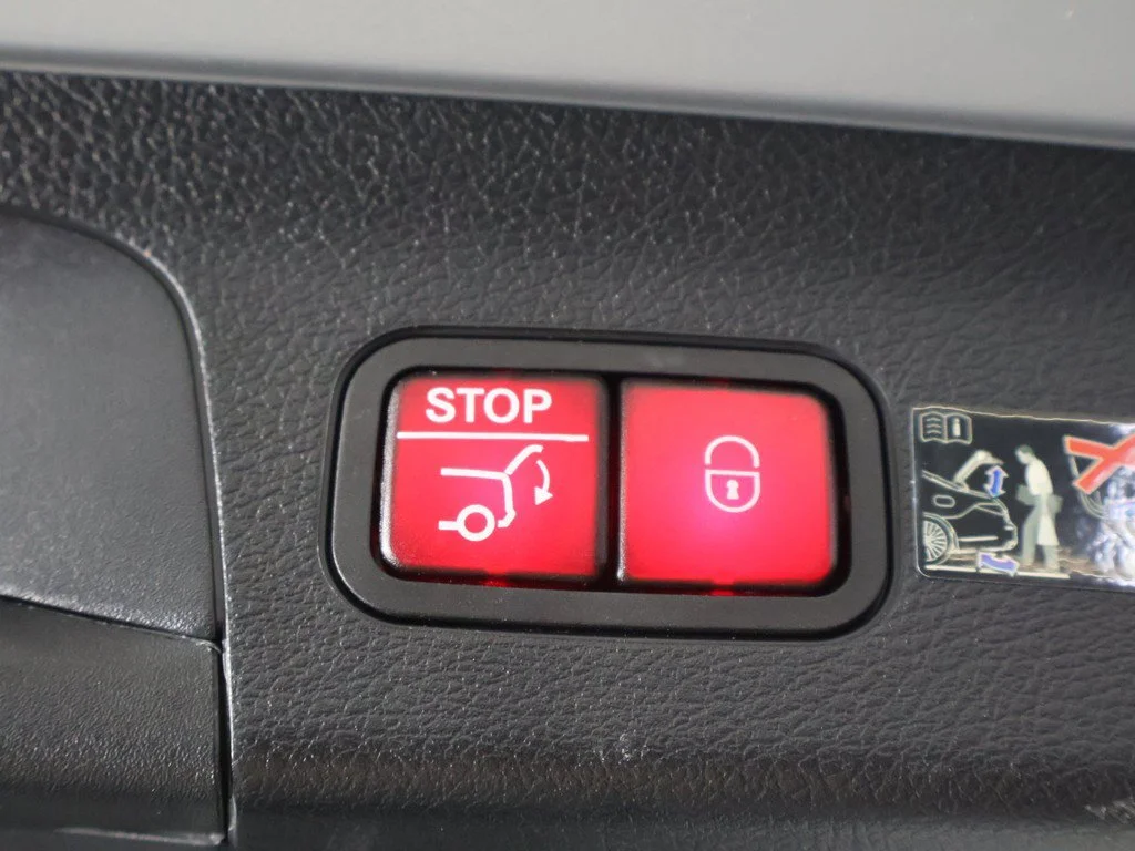 Used 2025 Silver Mercedes-Benz GLS 450 image 24