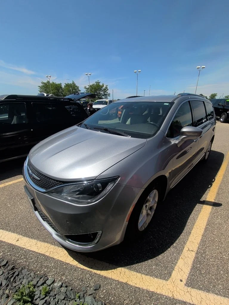 2020 Chrysler Pacifica Touring L Plus's photo
