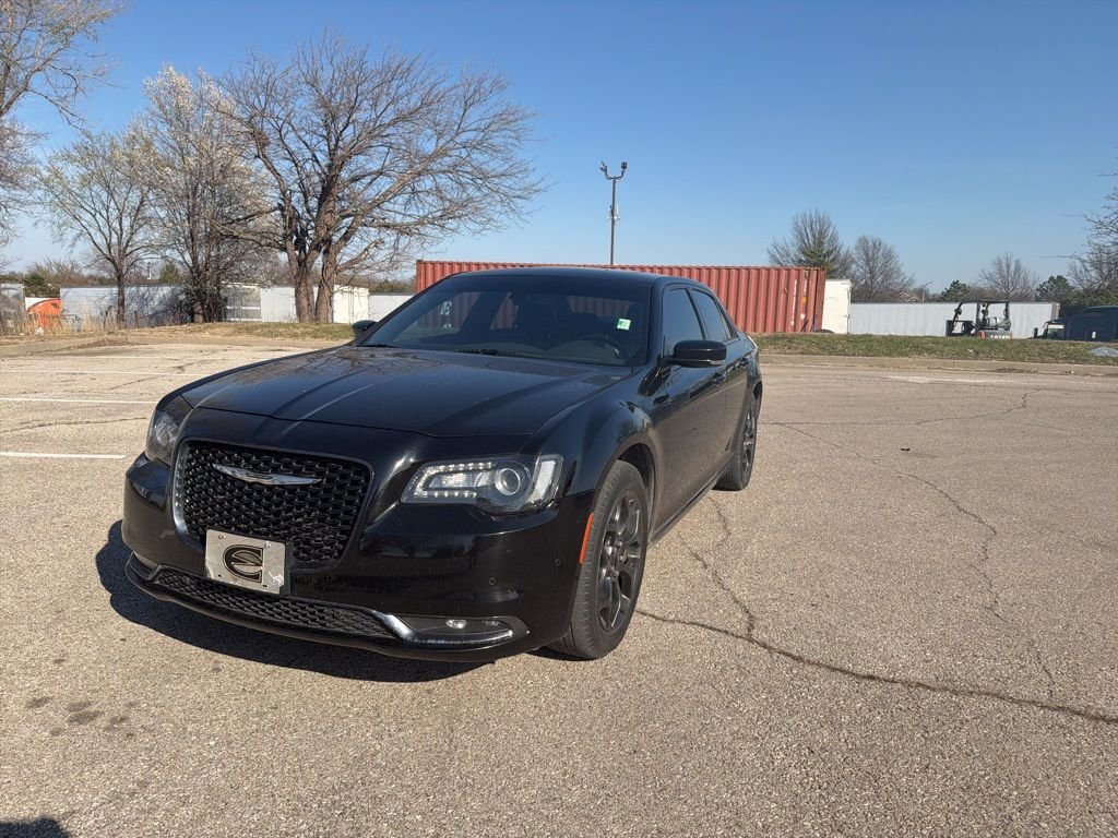 2018 Chrysler 300 S