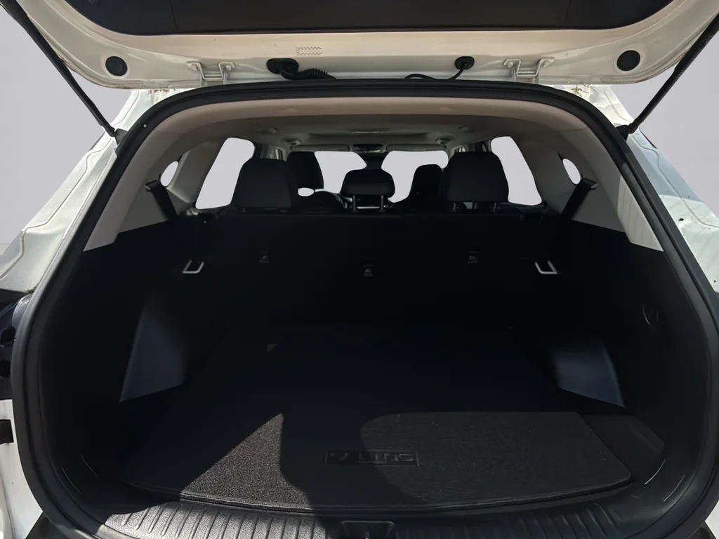 Certified Used 2022 Snow White Pearl Kia EX image 31