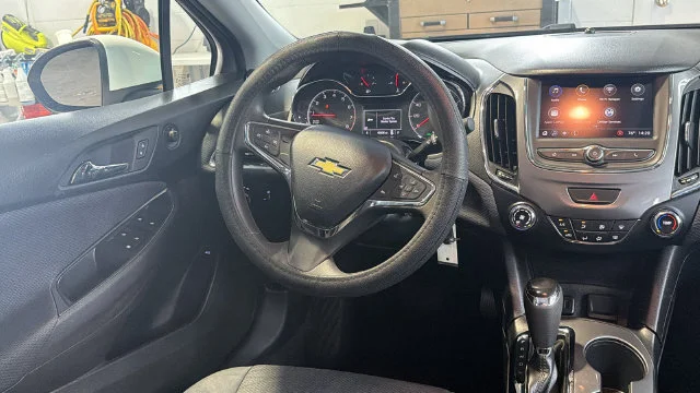 Used 2019 White Chevrolet LS image 16