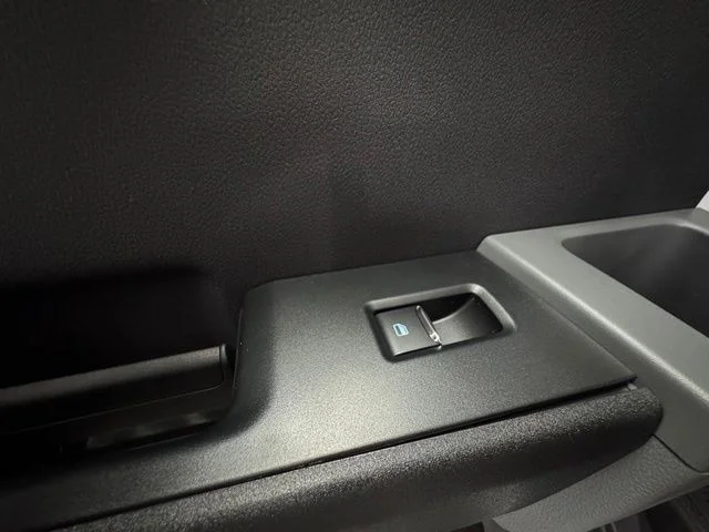 New 2026 Oxford White Ford F-250® XL image 10
