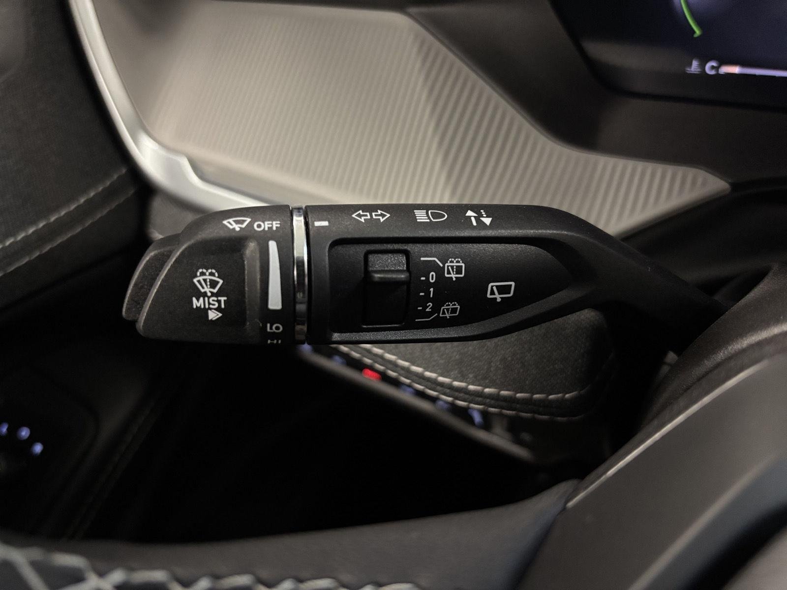 New 2026 Silver Zynith Clear-Coat Exterior Paint Jeep Laredo image 15