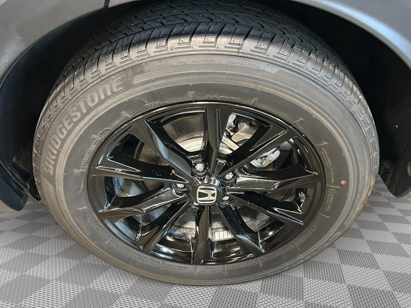 Used 2024 Urban Gray Pearl Honda Sport-L image 24