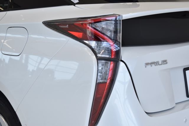 Certified Used 2017 White Toyota Four image 7
