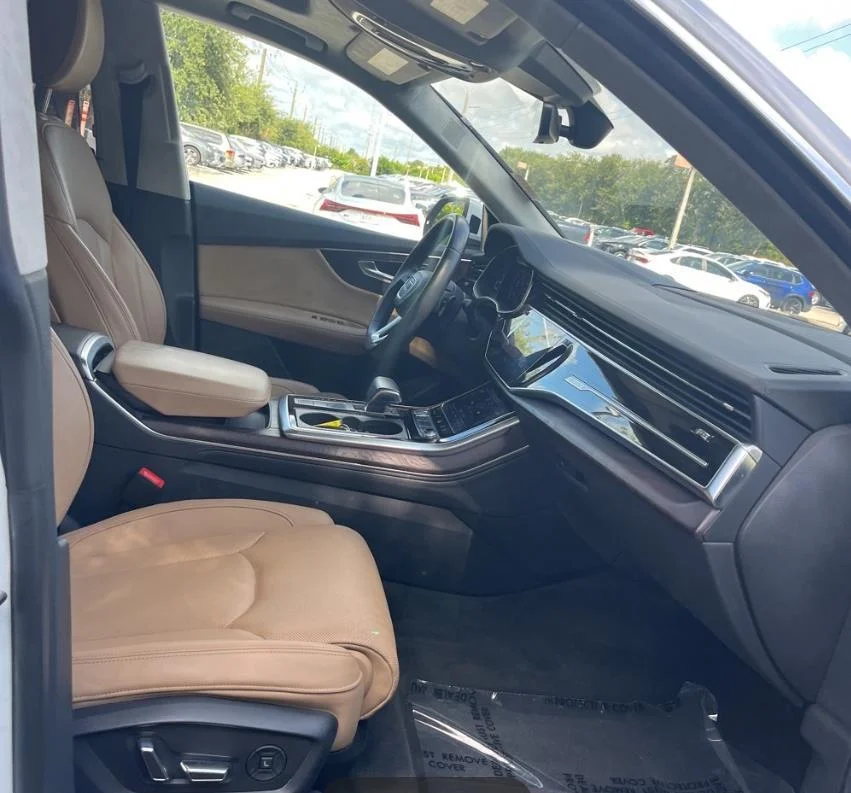 Used 2019 White Audi Prestige image 4