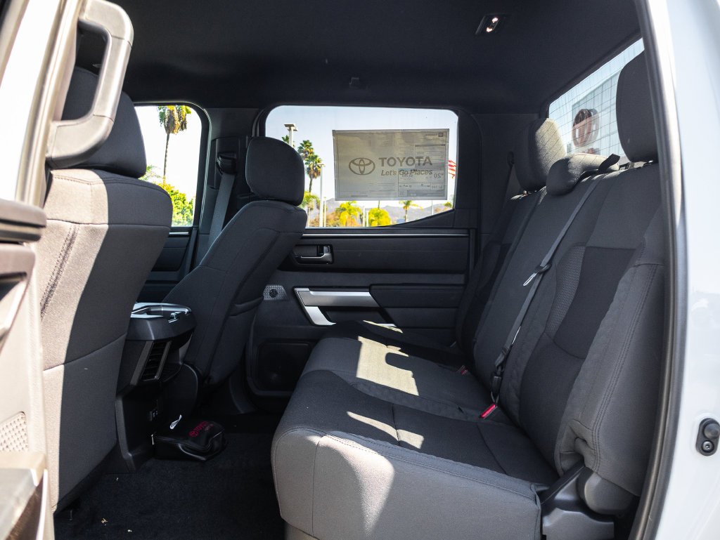 2026 Toyota Tundra SR5 - Photo 11