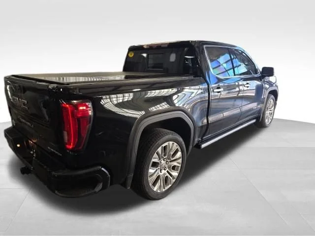 Used 2020 Onyx Black GMC Denali image 3