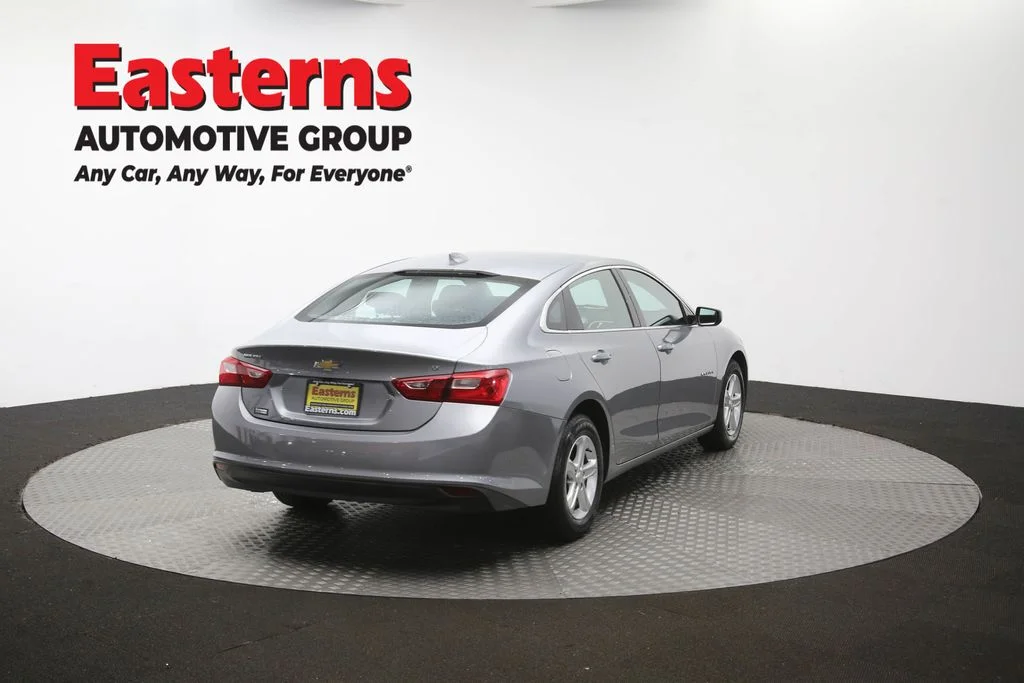 Used 2023 Gray Chevrolet LT image 39