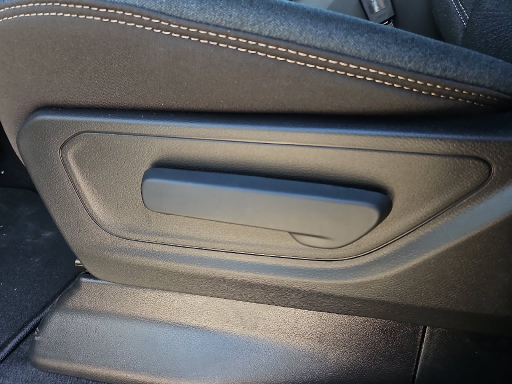 New 2027 Forged Blue Metallic Exterior Paint RAM  image 14