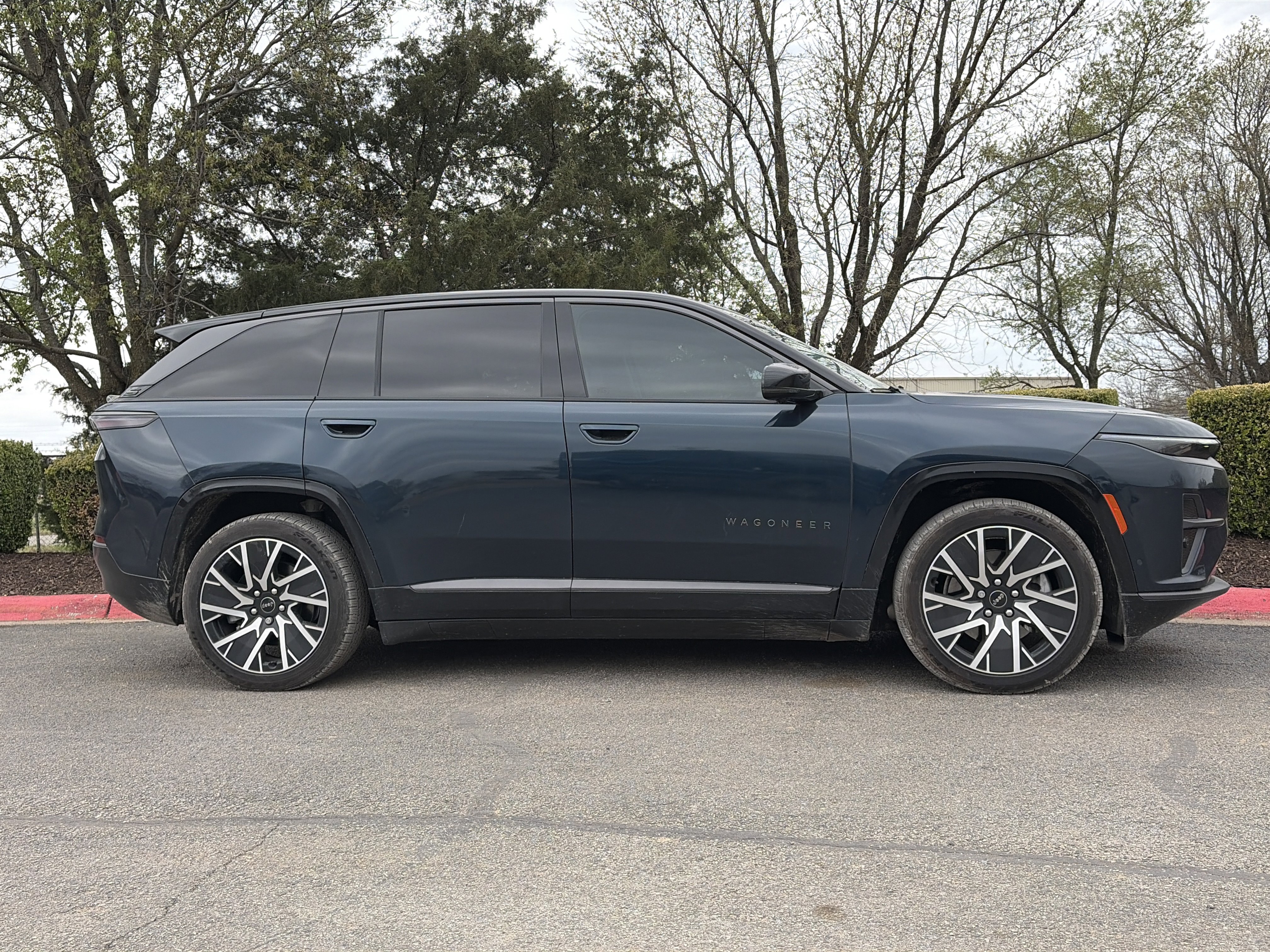 Used 2025 Jeep Wagoneer S Limited with VIN 3C4RJNCK1ST573977 for sale in Bentonville, AR