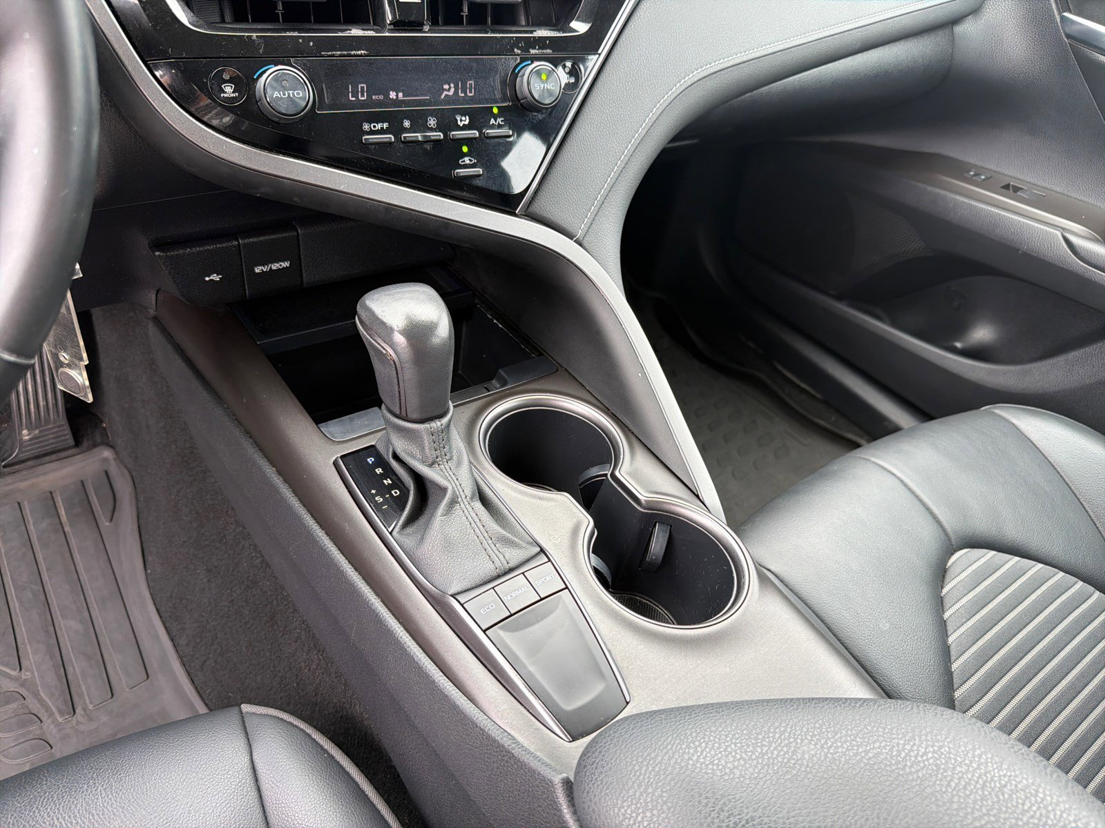 Used 2023 Predawn Gray Mica Toyota SE Nightshade image 30