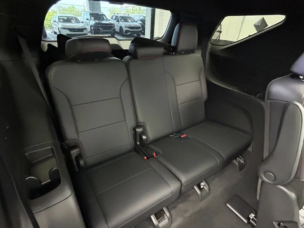 Used 2025 Mosaic Black Metallic Chevrolet Z71 image 65