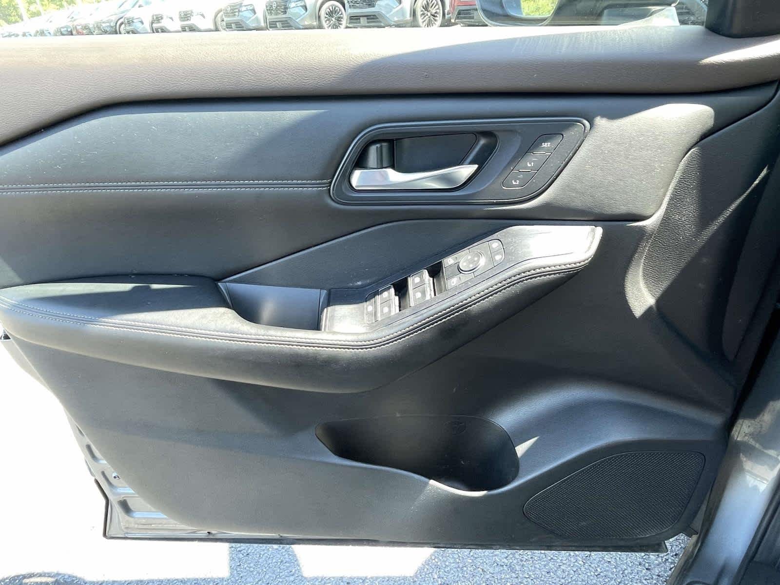 Certified Used 2023 Gun Metallic Nissan SL image 33