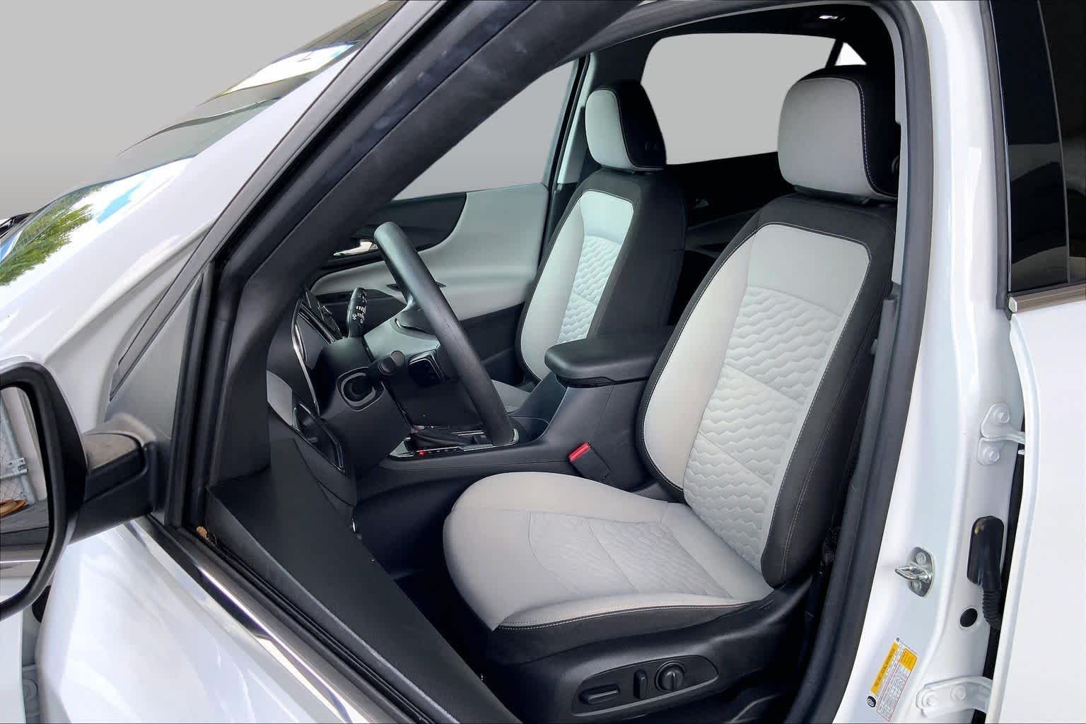 Used 2020 Summit White Chevrolet LT image 8