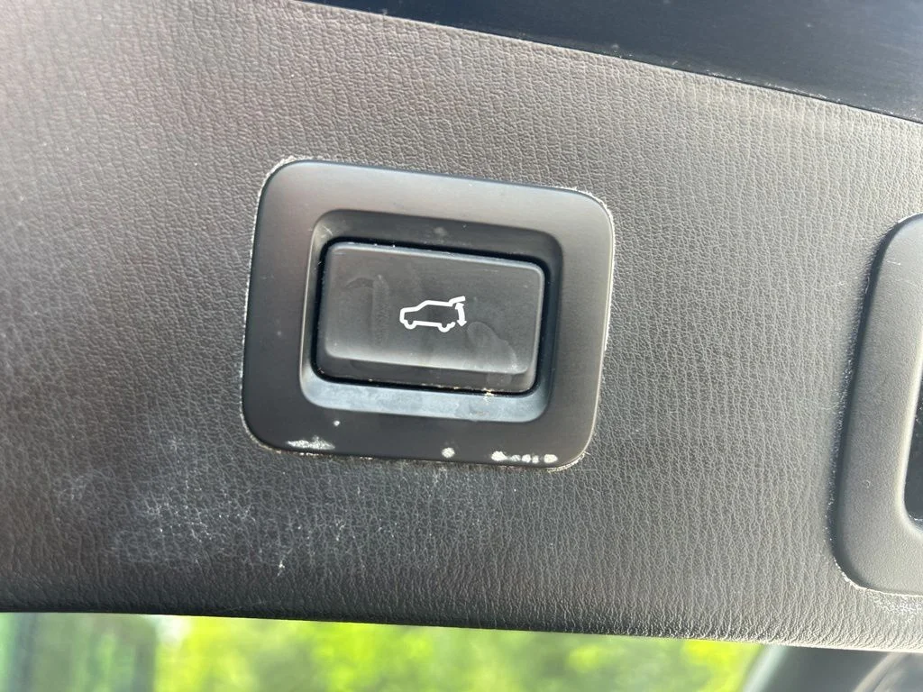 Used 2022 Jet Black Mazda 2.5 Turbo Signature image 8