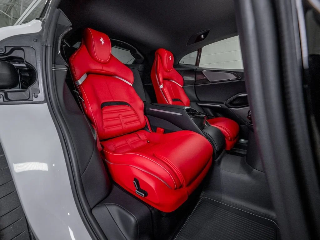 2025 Ferrari Purosangue Base - Photo 21