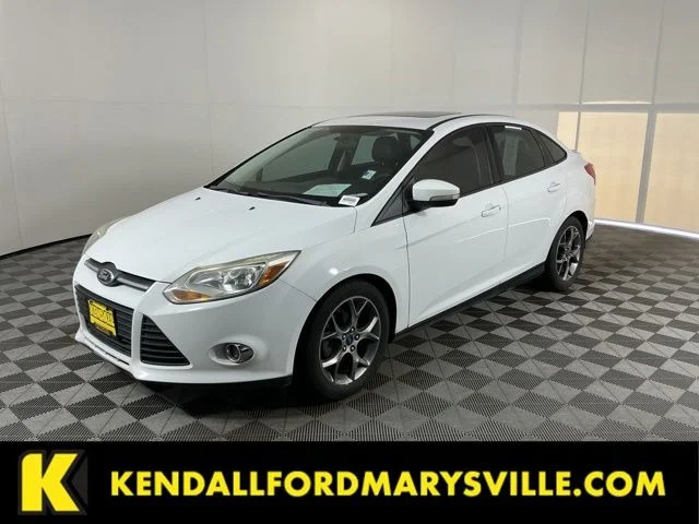 Used 2013 White Ford SE image 1