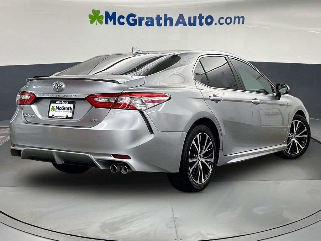 Used 2020 Silver Toyota SE image 16