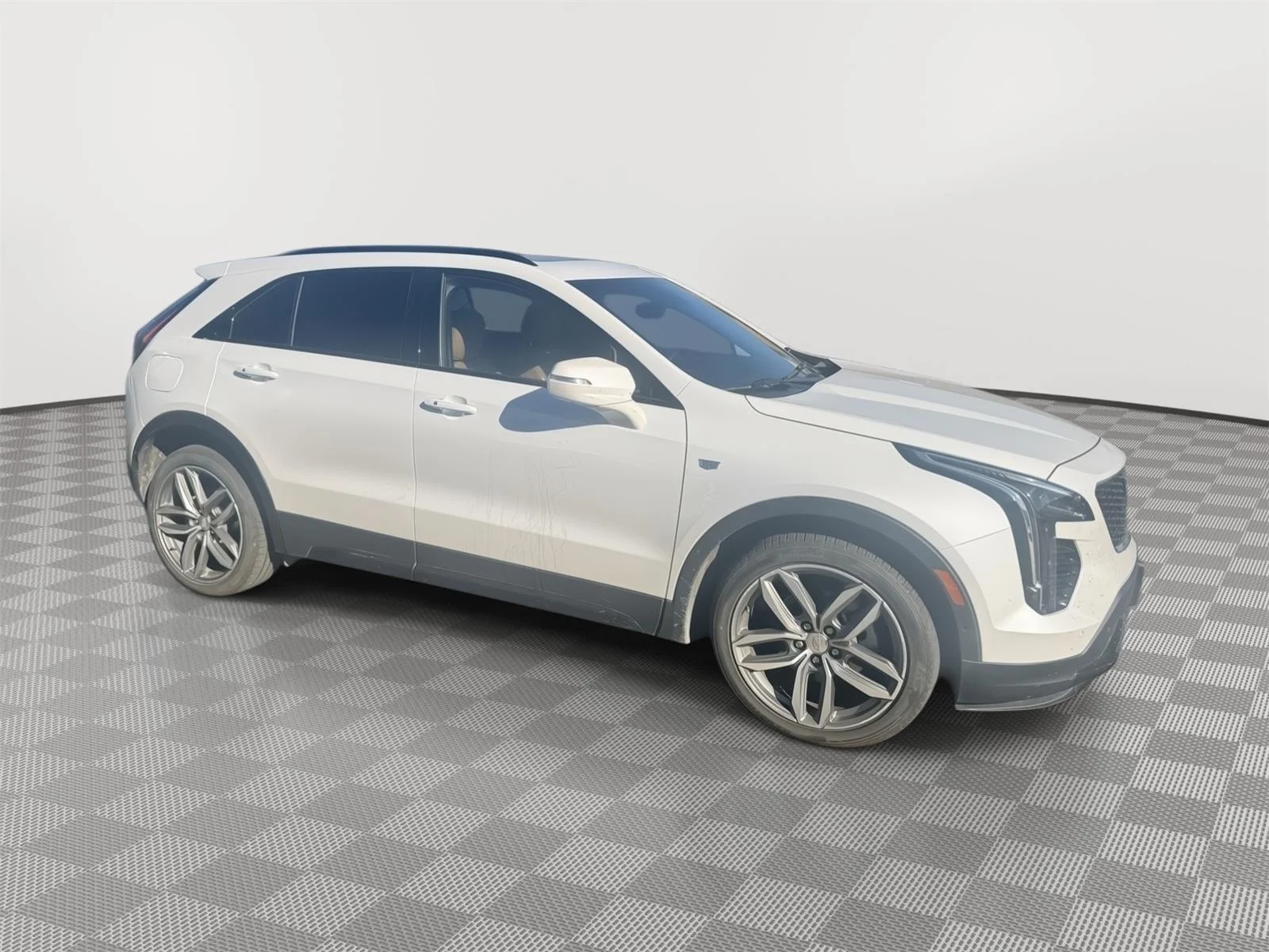 Used 2019 CRYSTAL WHITE TRICOAT Cadillac AWD Sport image 1