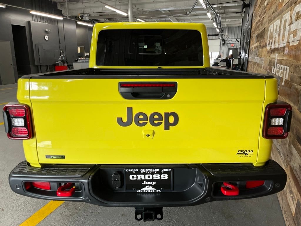 Used 2023 High Velocity Clearcoat Jeep Rubicon image 28